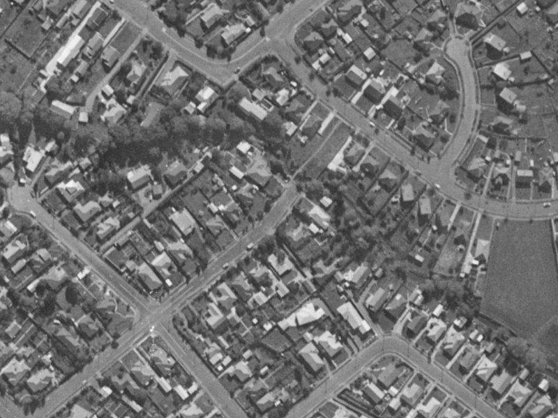 19-21 Smartlea Street from the air, 1970-1974