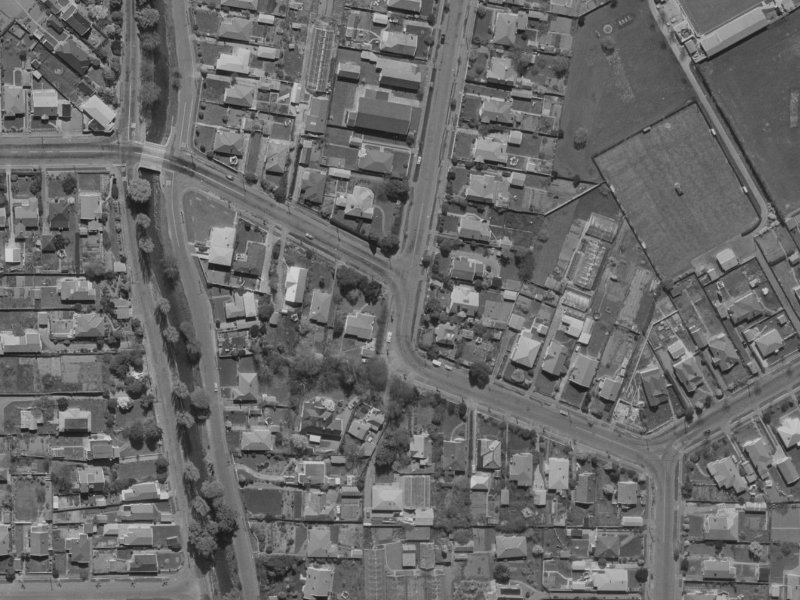 37 Saint Martins Road from the air, 1970-1974