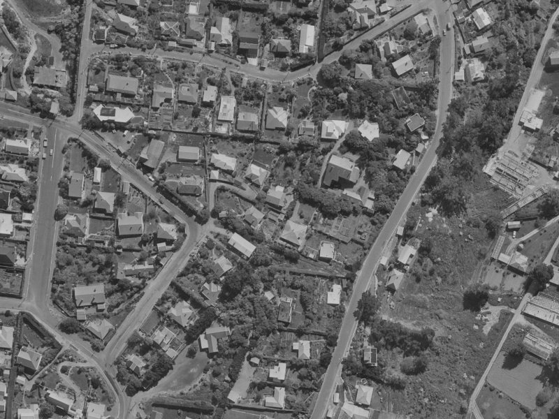 75 Saint Andrews Hill Road from the air, 1970-1974
