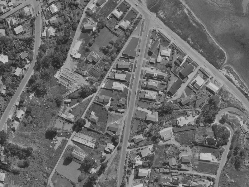 10 Soleares Avenue from the air, 1970-1974