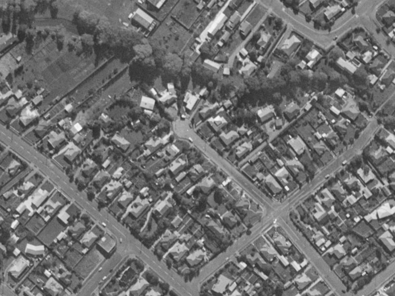 3 Weir Place from the air, 1970-1974