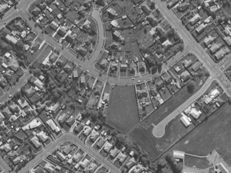 17-19 Glynne Crescent from the air, 1970-1974