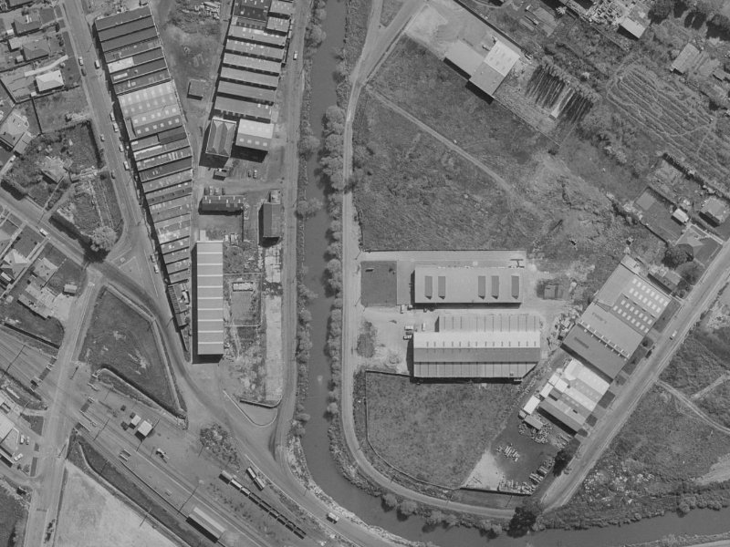19 King Edward Terrace from the air, 1970-1974