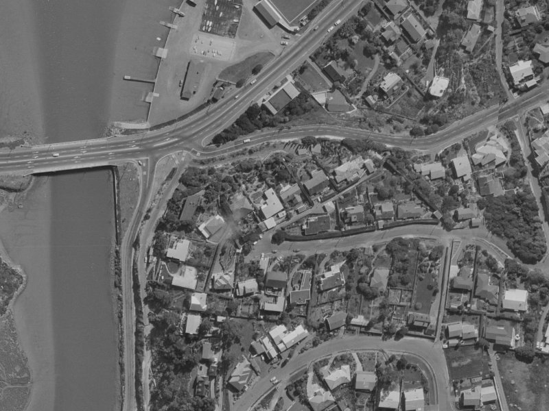 5 Menlo Terrace from the air, 1970-1974