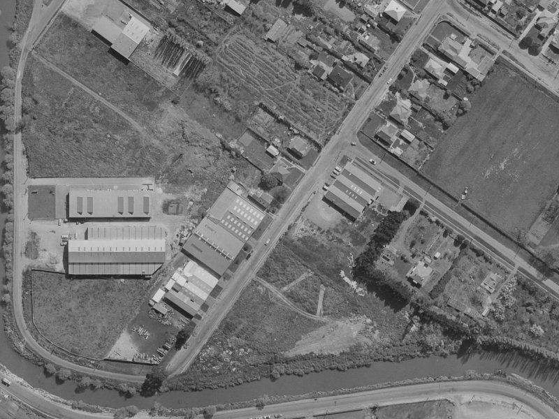 41/105 Bamford Street from the air, 1970-1974