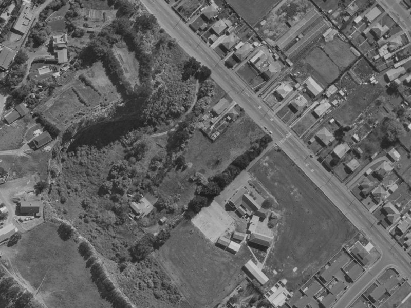 124C Main Road from the air, 1970-1974