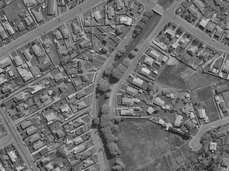 267 Fifield Terrace from the air, 1970-1974