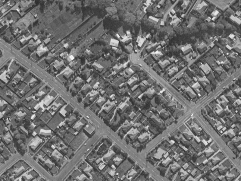 5 Weir Place from the air, 1970-1974