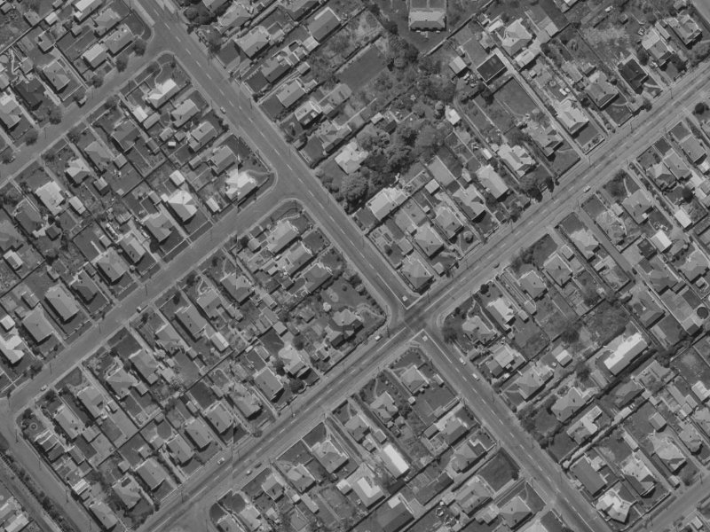 37 Selwyn Street from the air, 1970-1974