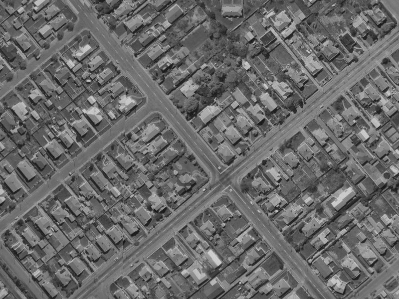 29-37 Selwyn Street from the air, 1970-1974