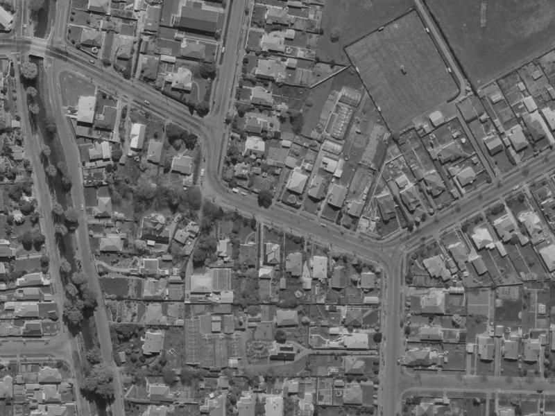 30 Saint Martins Road from the air, 1970-1974