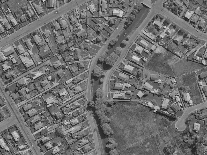 267–273 Fifield Terrace from the air, 1970-1974