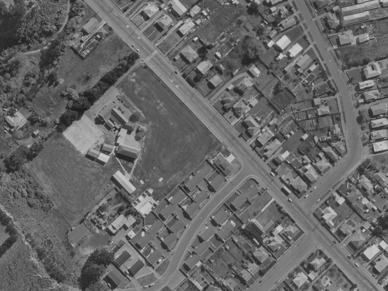 140 Main Road from the air, 1970-1974