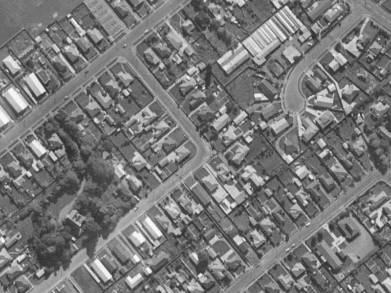 19 Cedars Street from the air, 1970-1974