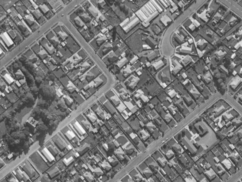 17 Cedars Street from the air, 1970-1974