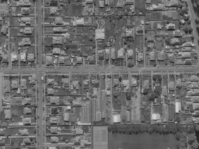 122A 122A from the air, 1970-1974