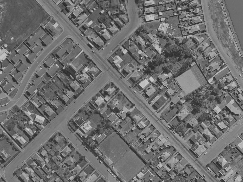Main Road from the air, 1970-1974