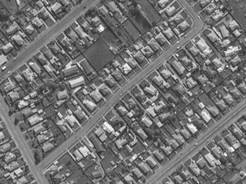 19 Mountfort Street from the air, 1970-1974