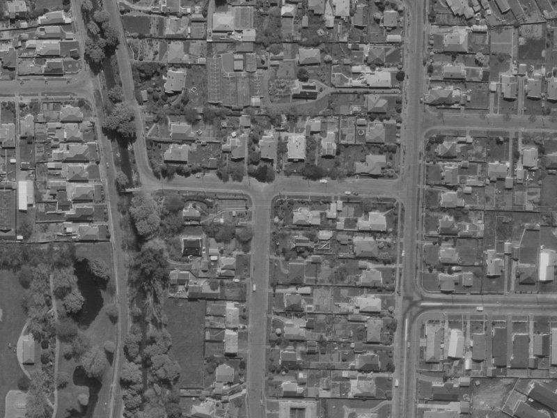 8 Buxton Terrace from the air, 1970-1974
