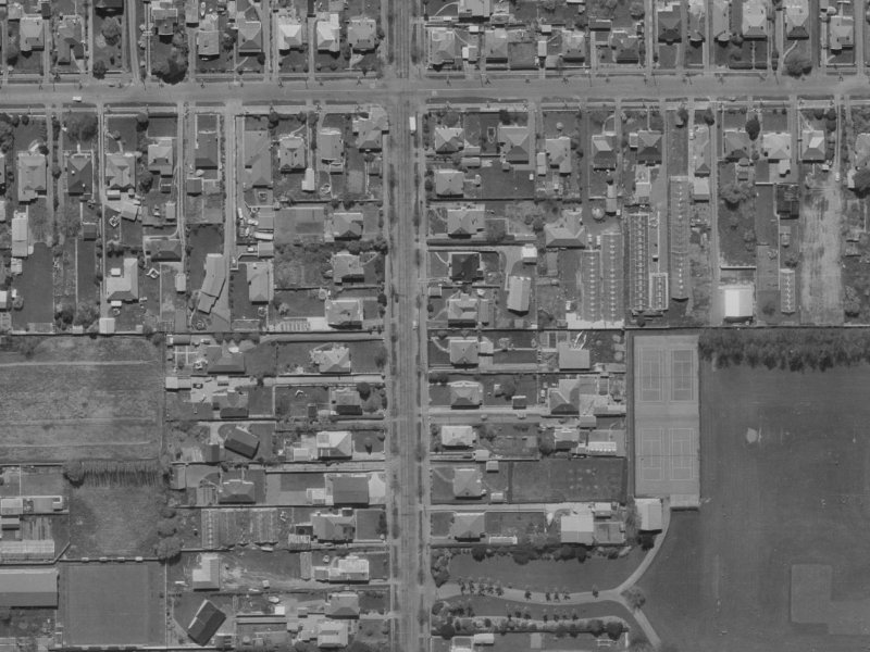 44 Norwood Street from the air, 1970-1974