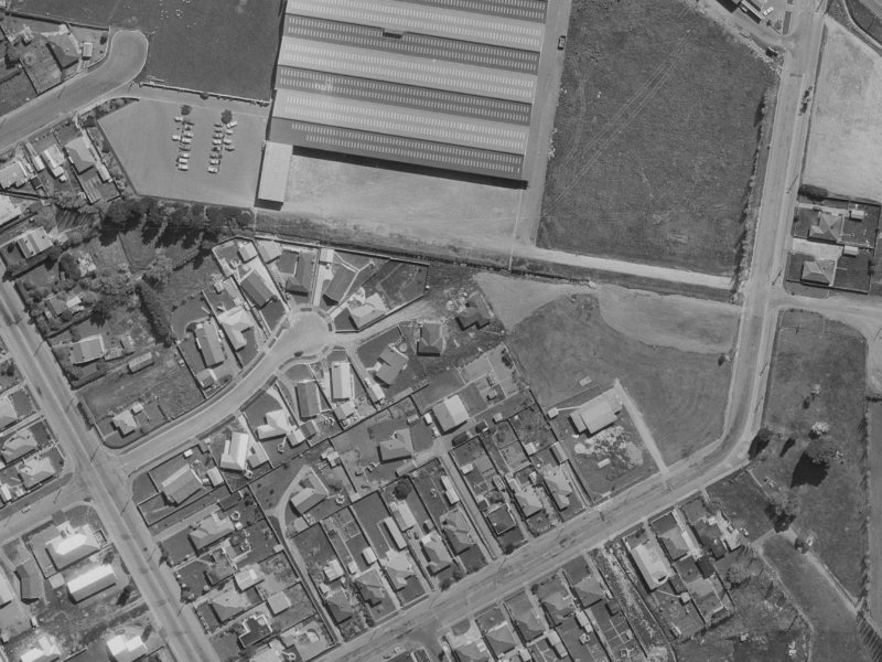 14 Ribbonwood Place from the air, 1970-1974