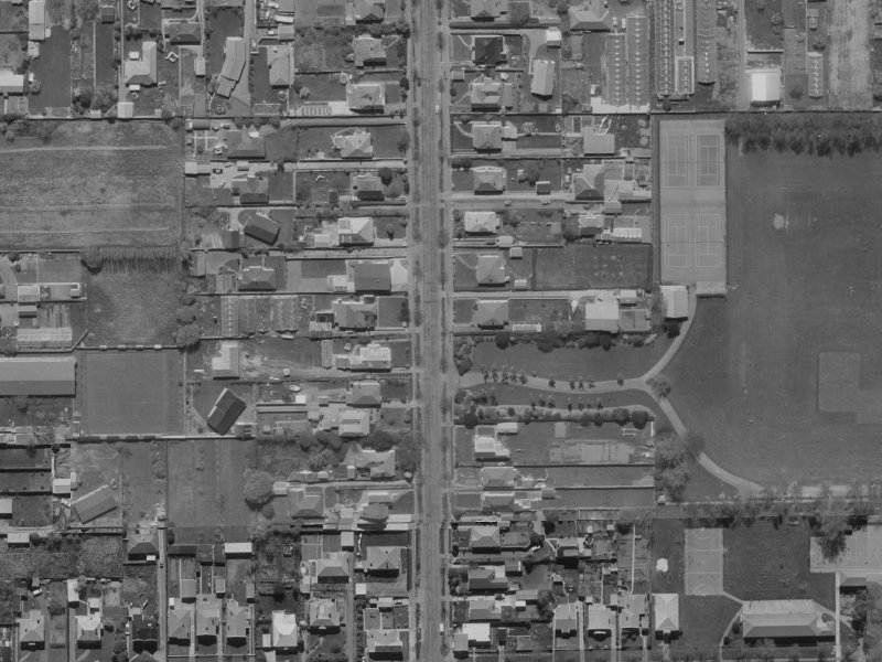 28 Norwood Street from the air, 1970-1974