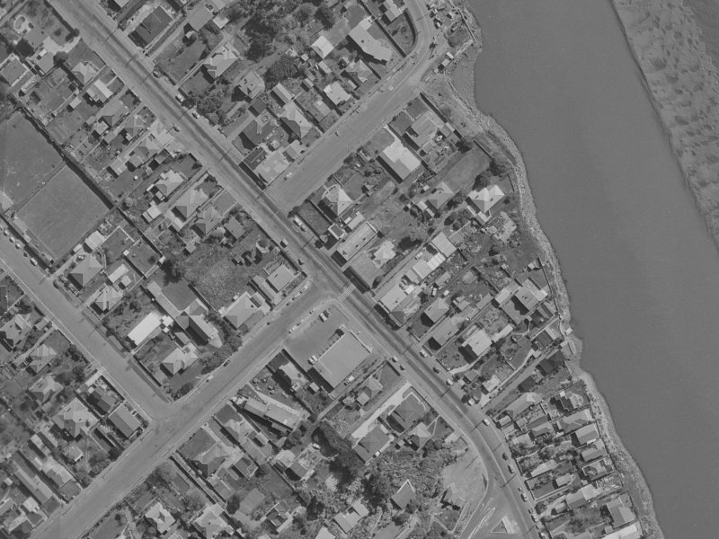 95B Main Road from the air, 1970-1974