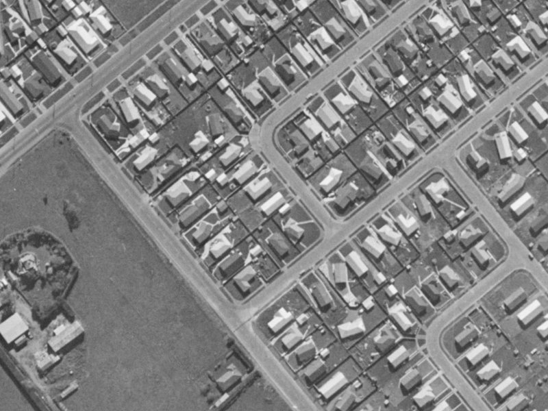 3 Stanton Crescent from the air, 1970-1974