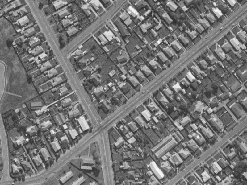9 Frankleigh Street from the air, 1970-1974
