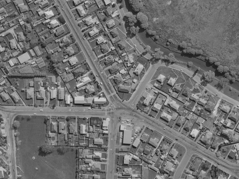 4 Wilsons Rd South from the air, 1970-1974