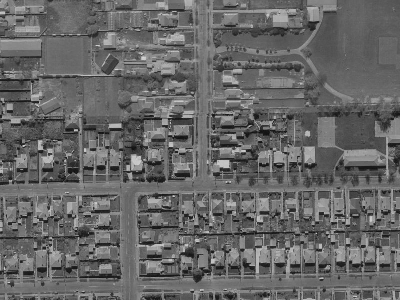 1 Norwood Street from the air, 1970-1974
