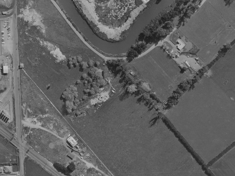 7 Kennaway Road from the air, 1970-1974