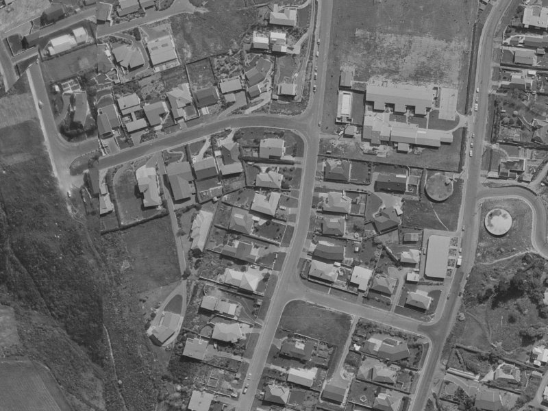 269 Cannon Hill Crescent from the air, 1970-1974