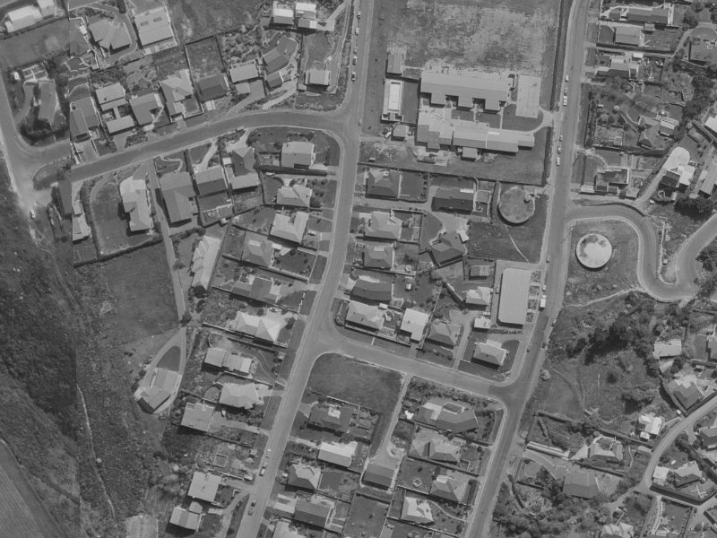 264 Cannon Hill Crescent from the air, 1970-1974