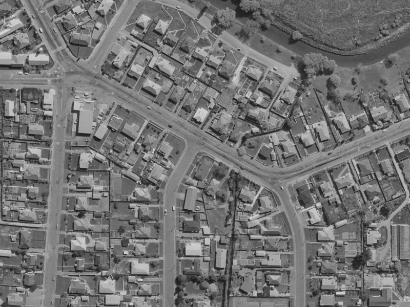 1 Lascelles Street from the air, 1970-1974