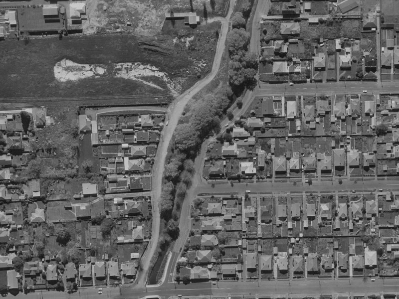 95–113 Waimea Terrace from the air, 1970-1974