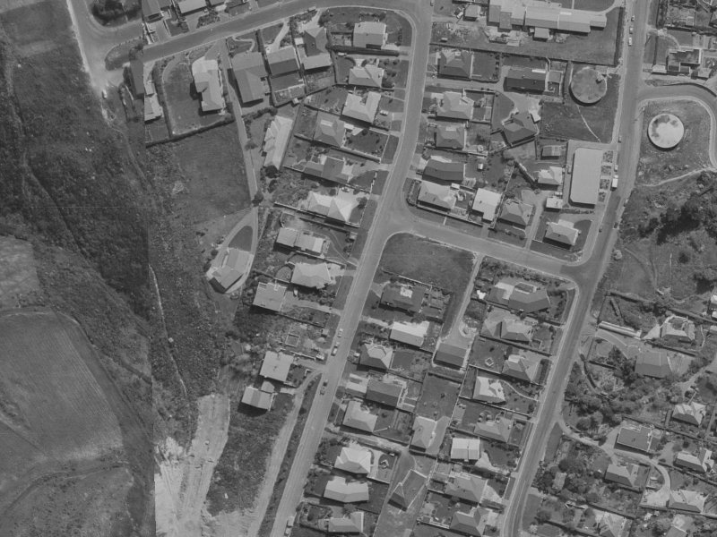 258 Cannon Hill Crescent from the air, 1970-1974