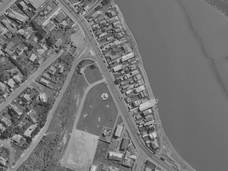 141 Main Road from the air, 1970-1974