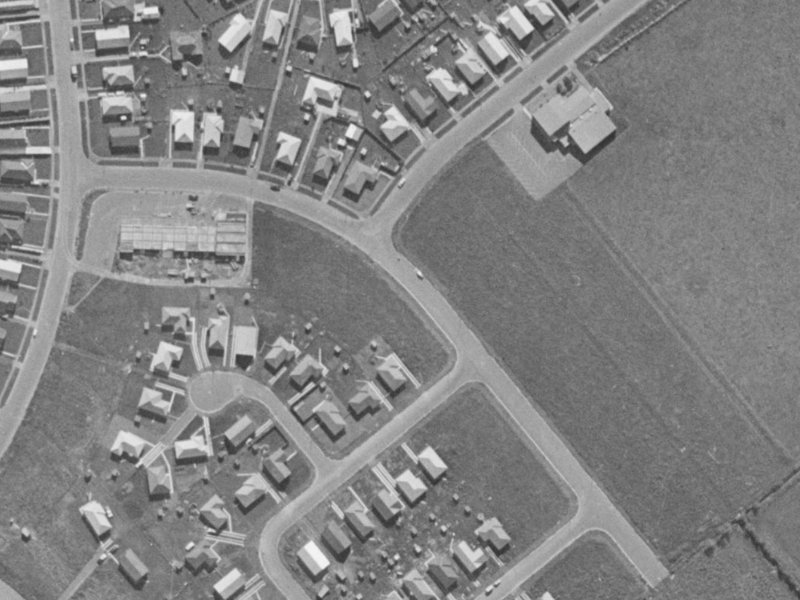 28 McCarthy Street from the air, 1970-1974