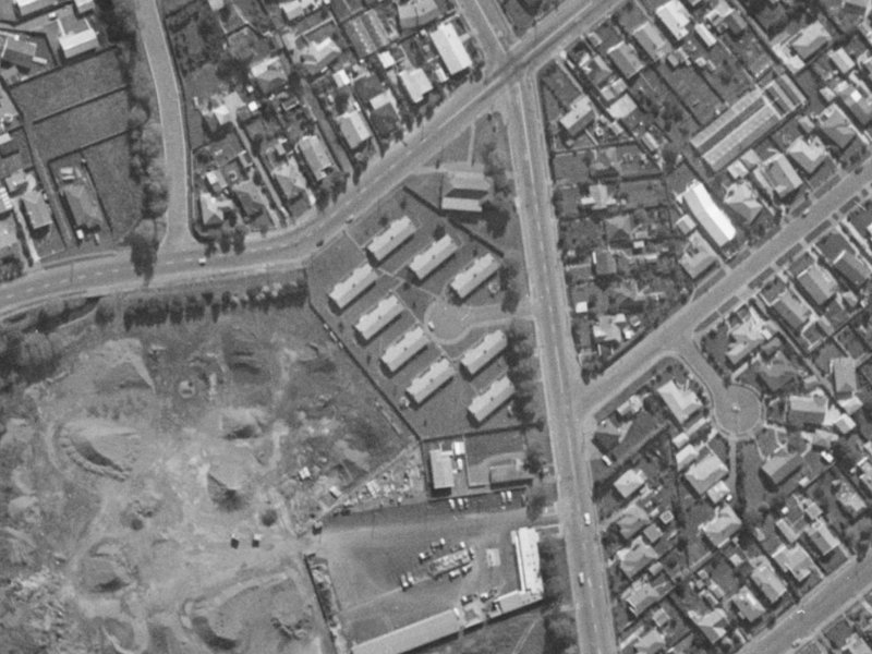 27 Glue Place from the air, 1970-1974
