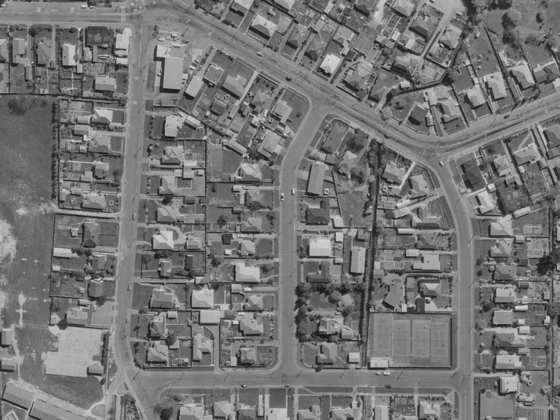 7A Lascelles Street from the air, 1970-1974