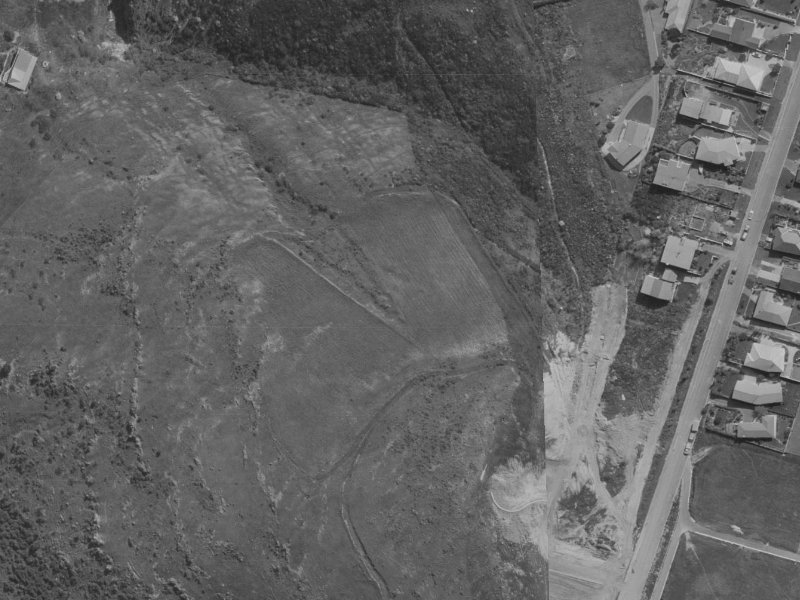 109 Cannon Hill Crescent from the air, 1970-1974