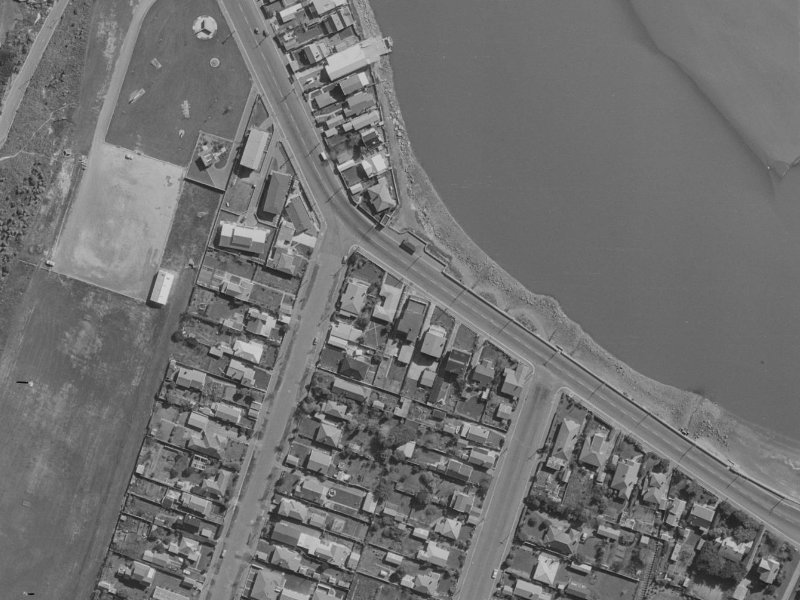 210 Main Road from the air, 1970-1974