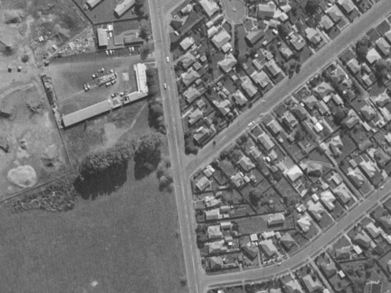 1 Conway Street from the air, 1970-1974