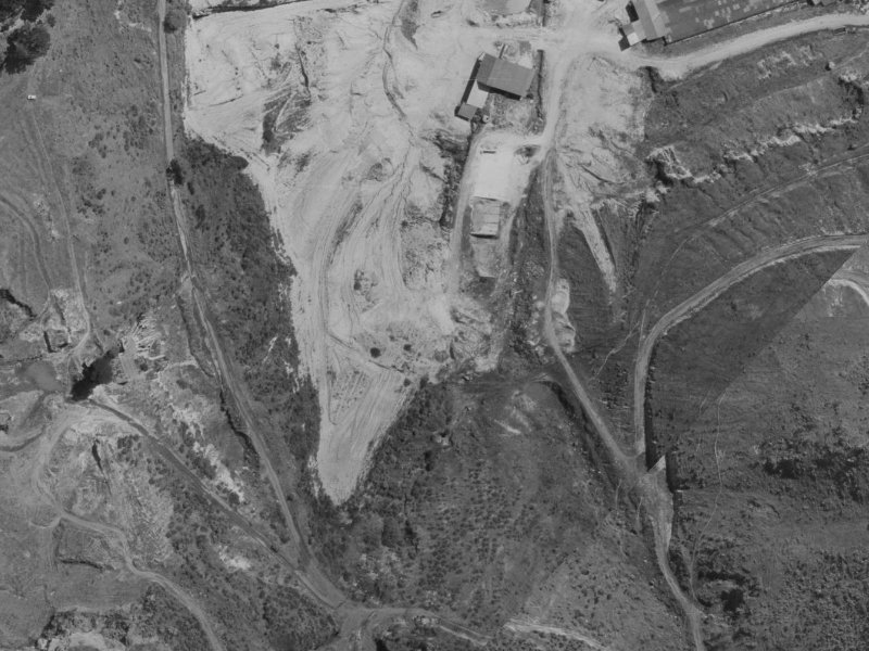 3 Lucas Lane from the air, 1970-1974