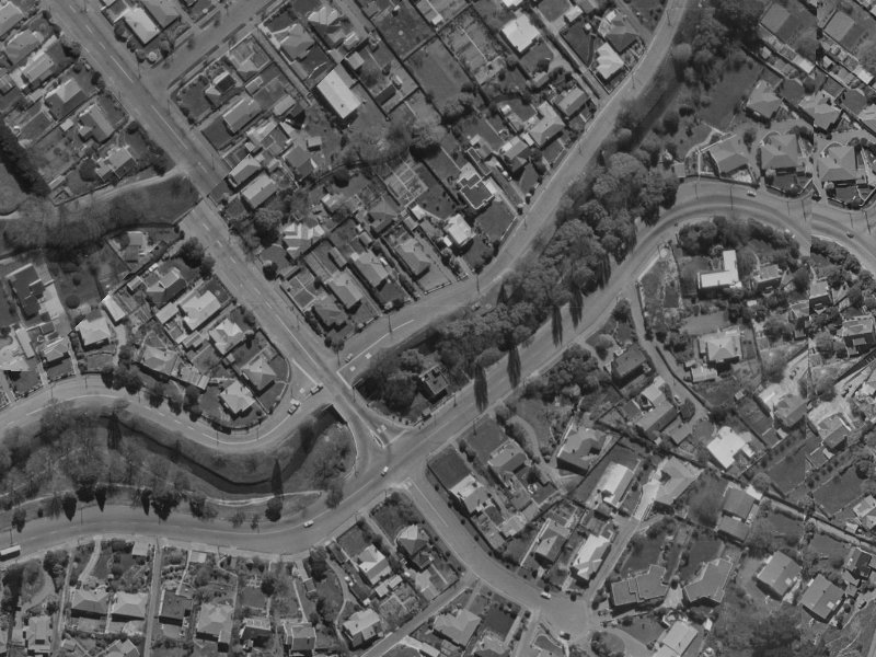 221 Ashgrove Terrace from the air, 1970-1974