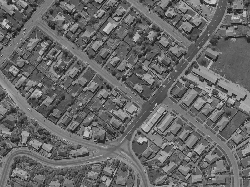 1 Woodbridge Road from the air, 1970-1974