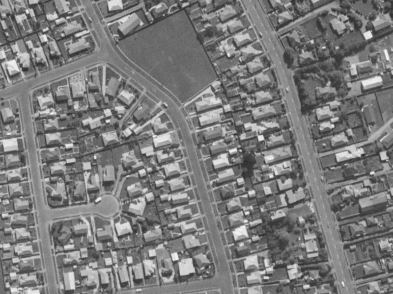 31 Rydal Street from the air, 1970-1974