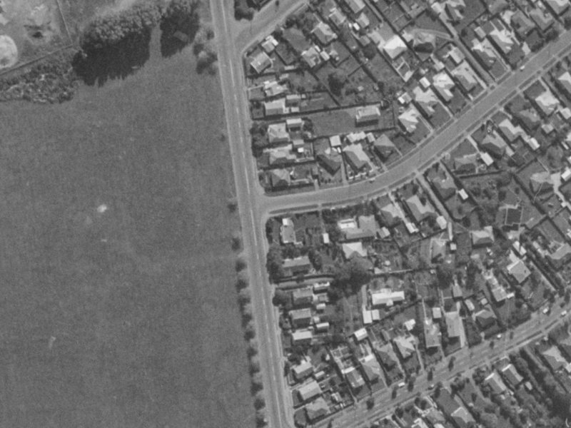 4 Stanbury Avenue from the air, 1970-1974