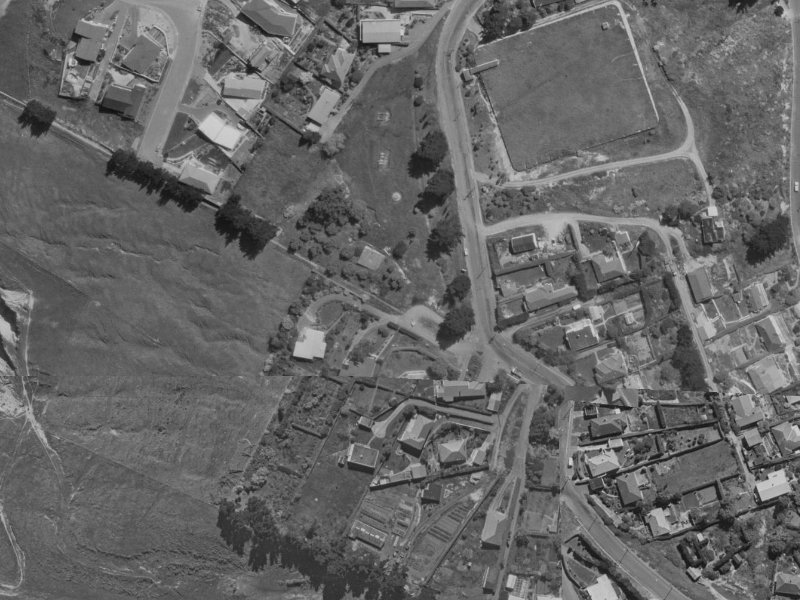 38 Huntsbury Avenue from the air, 1970-1974